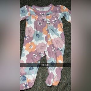 baby clothes. can ship if you send shipping price. all $1 each.